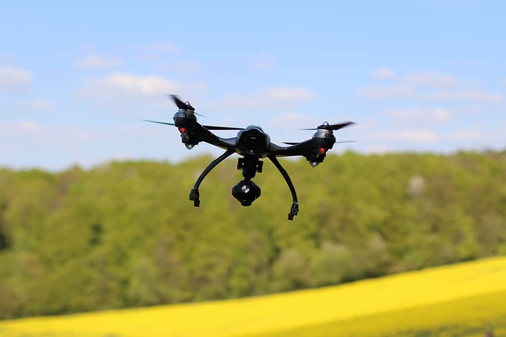 drone vs quadcopter